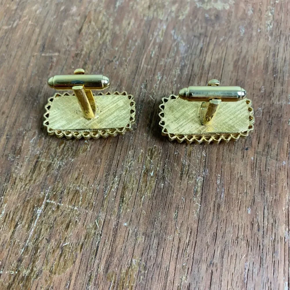 Vintage Retro Gold Tone Green Vomit Resin Filigree‎ Detail Cufflinks Cuff Links